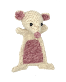 Hardicraft Knitting Kit: Mouse Yfke 