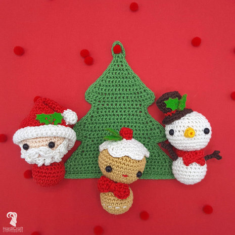 Hardicraft Crochet Kit: mini Santa Claus