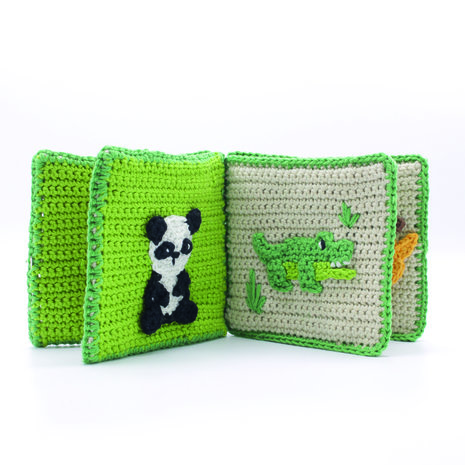 Hardicraft Crochet Kit: Soft Book "Jungle"