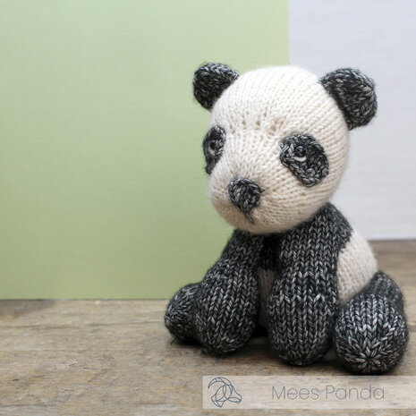 Hardicraft - Strickpaket Mees Panda